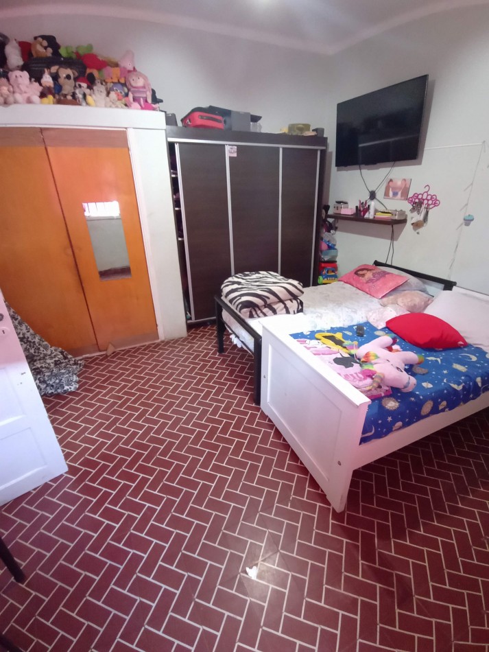 VENTA CASA 3 AMBIENTES.MDP. BARRIO LOS ANDES#327.A RECICLAR.