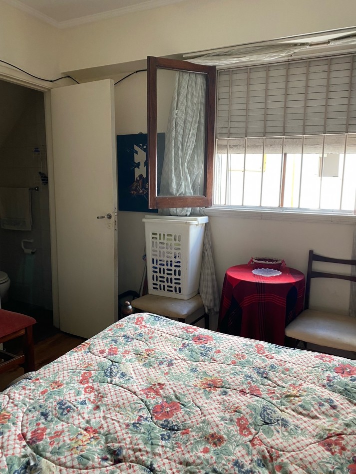 DEPARTAMENTO 3 AMB. A LA CALLE CON BALCON SALIENTE