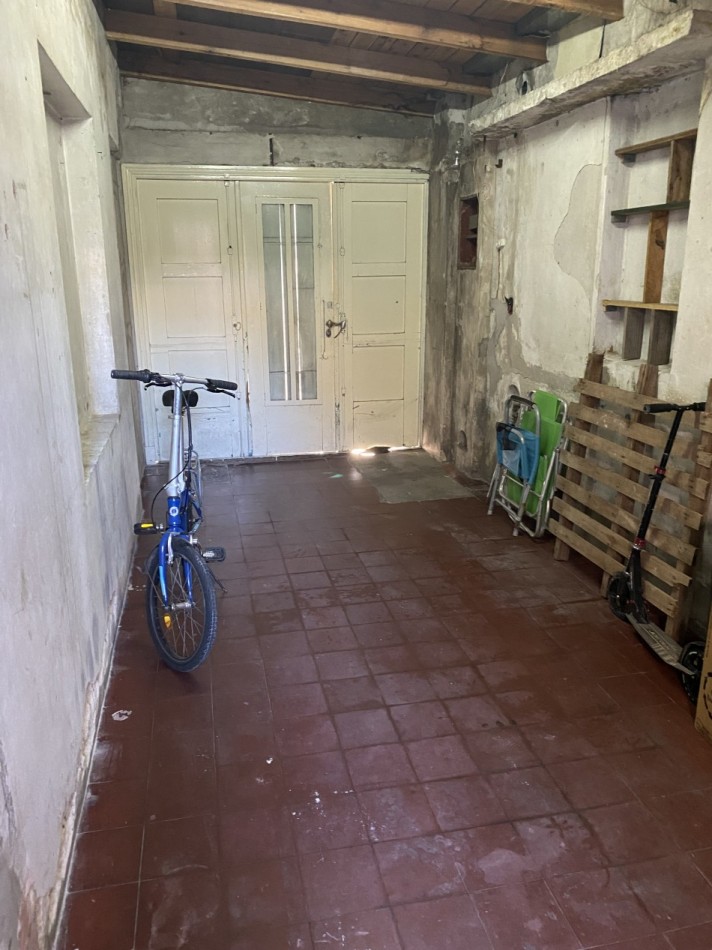 CHALET 3 AMB. CON GARAGE Y PARQUE