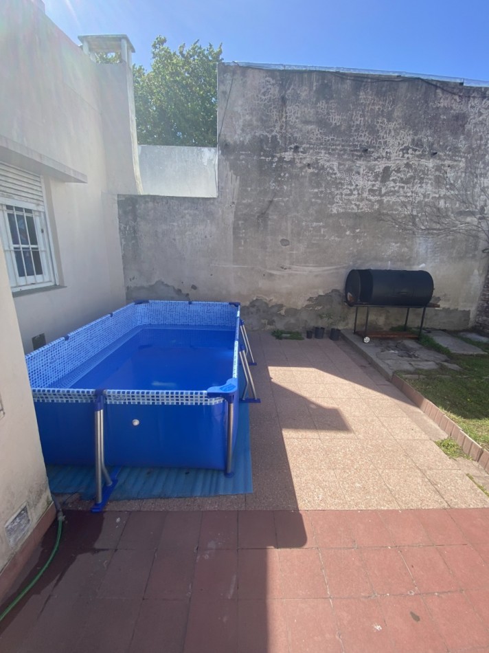 CHALET 3 AMB. CON GARAGE Y PARQUE