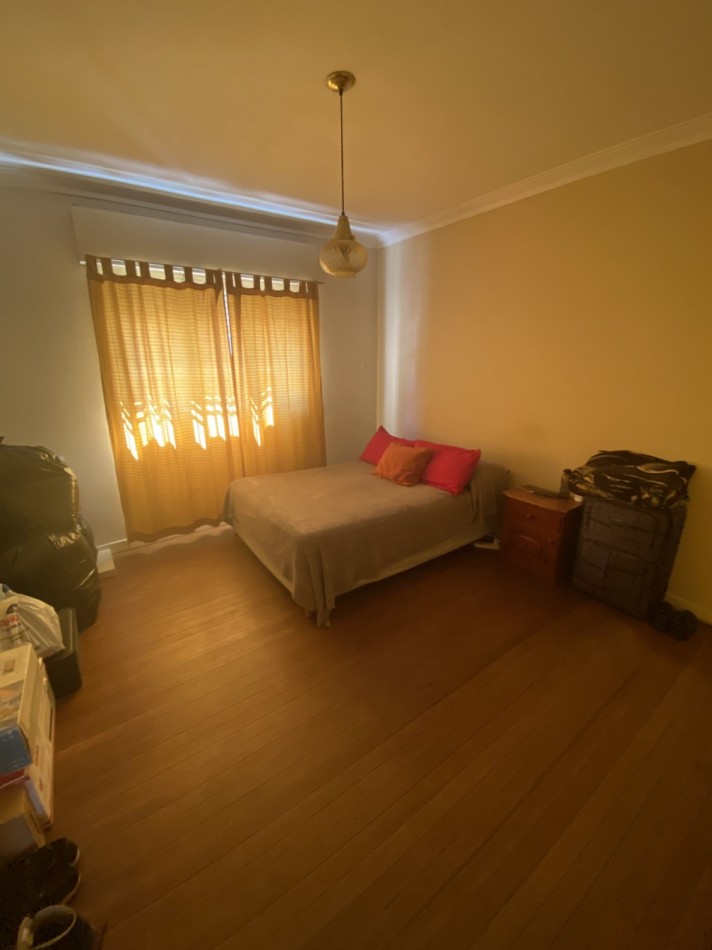 CHALET 3 AMB. CON GARAGE Y PARQUE