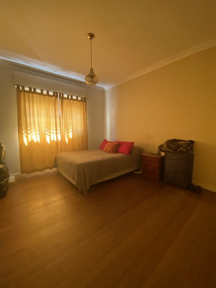 CHALET 3 AMB. CON GARAGE Y PARQUE