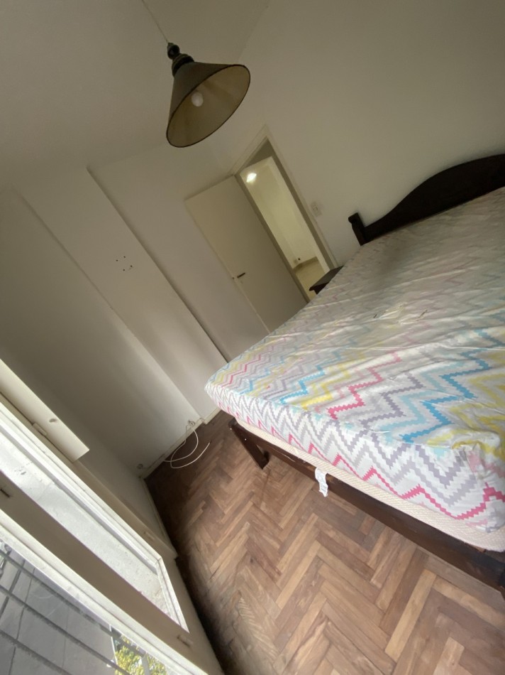 DEPARTAMENTO DOS AMB. A LA CALLE CON BALCON FRANCES VEREDA DE SOL