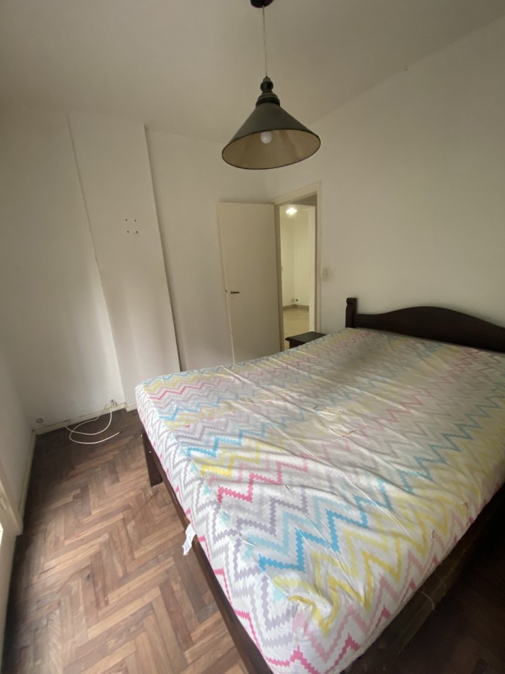 DEPARTAMENTO DOS AMB. A LA CALLE CON BALCON FRANCES VEREDA DE SOL