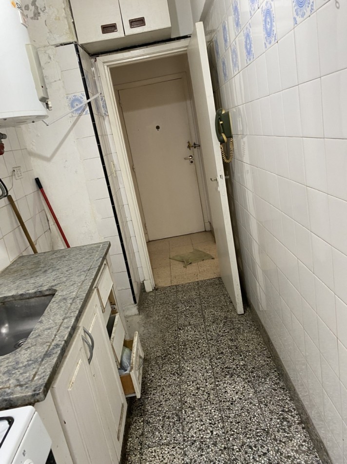 DEPARTAMENTO DOS AMB. A LA CALLE CON BALCON FRANCES VEREDA DE SOL