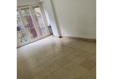 DEPARTAMENTO DOS AMB. A LA CALLE CON BALCON FRANCES VEREDA DE SOL