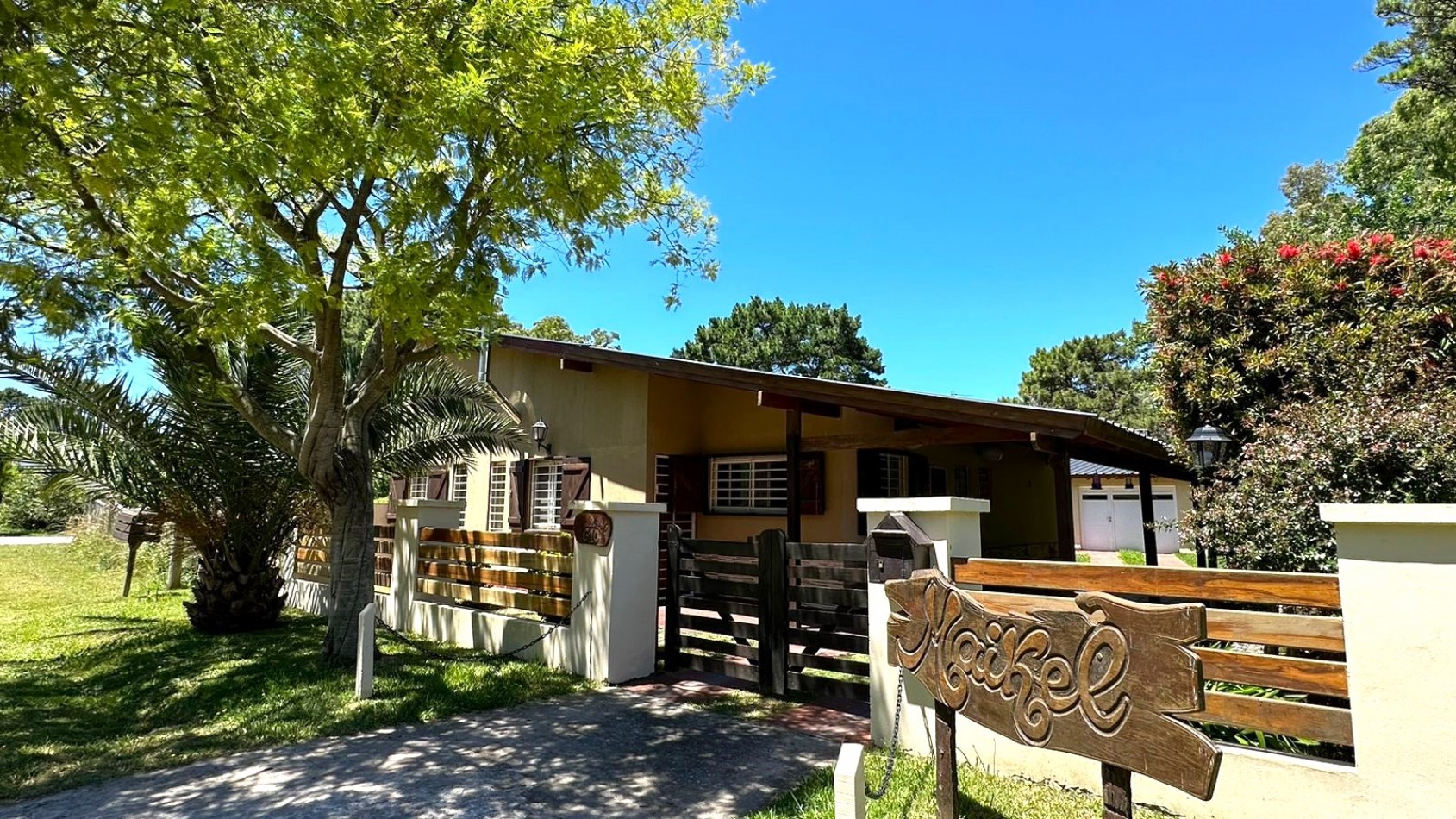 Chalet 4 Ambientes + Quincho Independiente