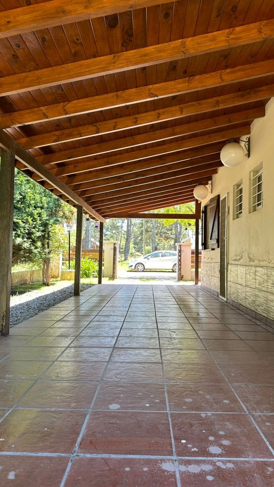 Chalet 4 Ambientes + Quincho Independiente