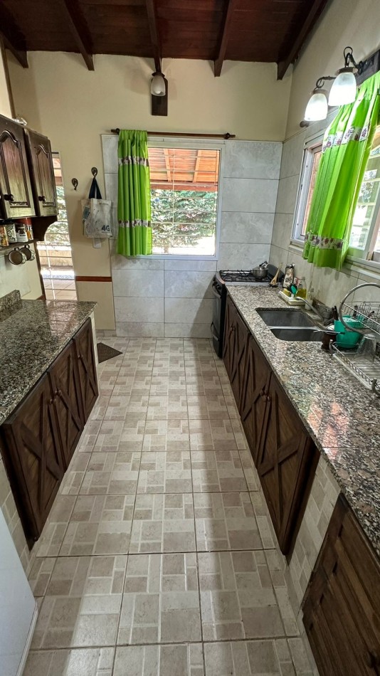 Chalet 4 Ambientes + Quincho Independiente