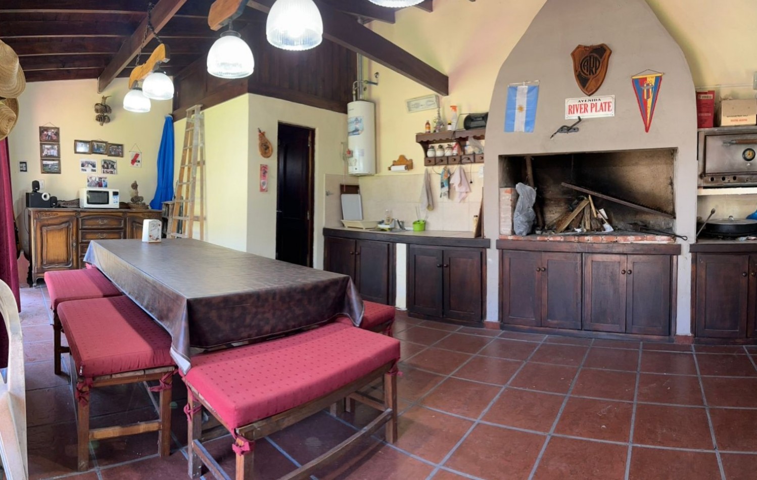 Chalet 4 Ambientes + Quincho Independiente