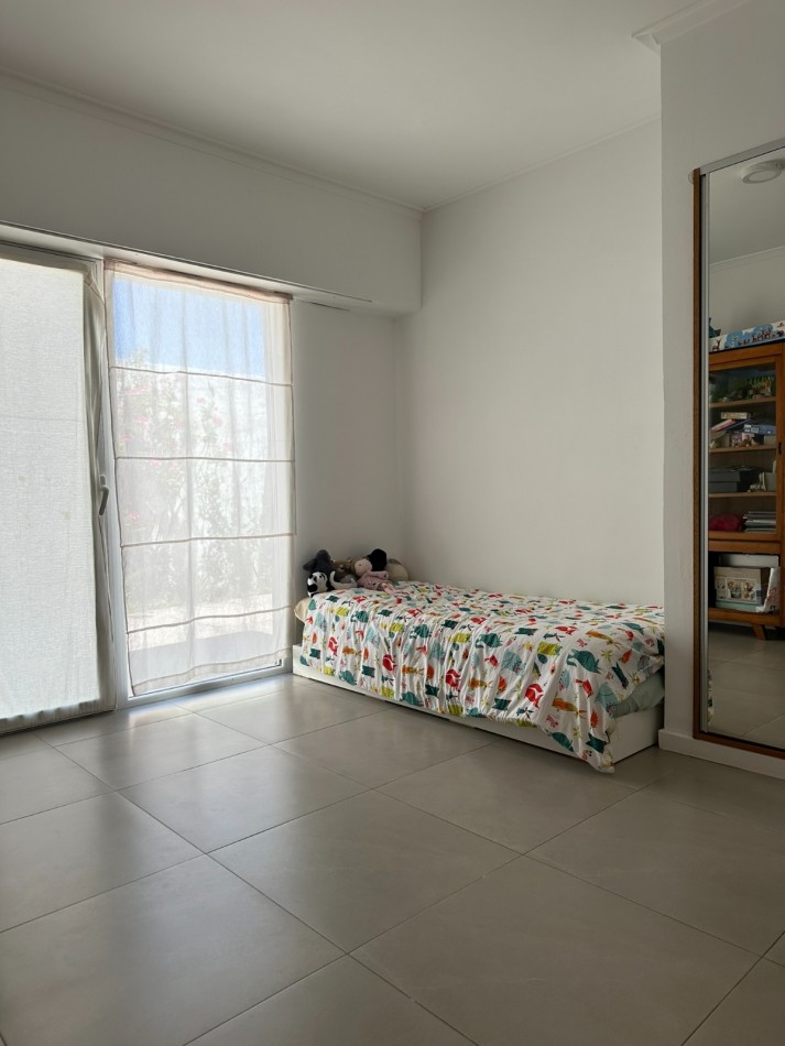 Casa 4 ambientes en Venta - Zona Parque Luro