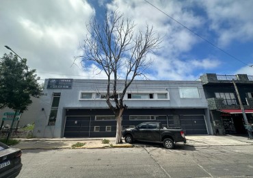Deposito mas vivienda en venta - Zona Constitucion