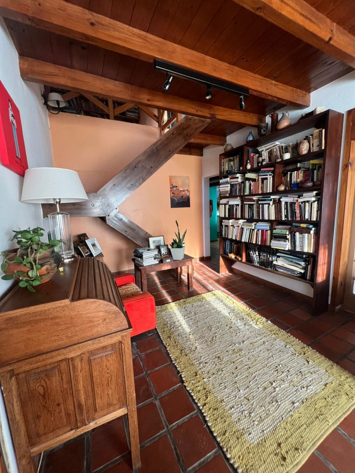 VENTA - CASA - CUATRO AMBIENTES - 1 DE MAYO 1100