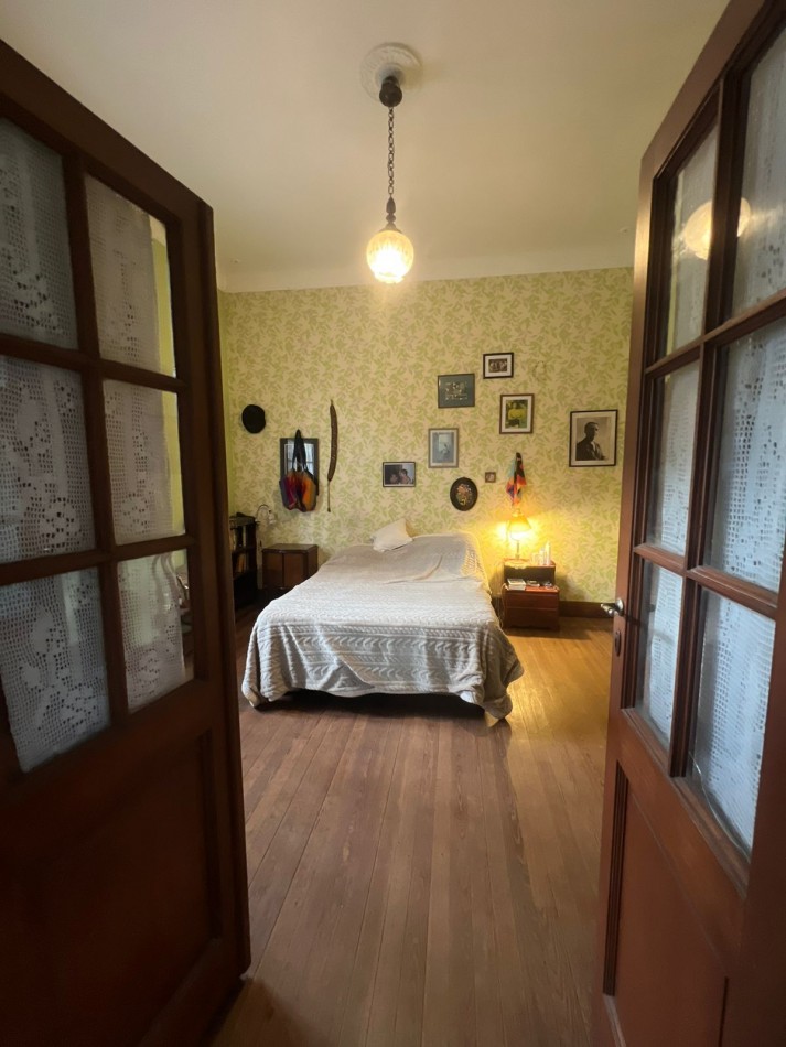 VENTA - CASA DE ESTILO - CINCO AMBIENTES - LA PERLA
