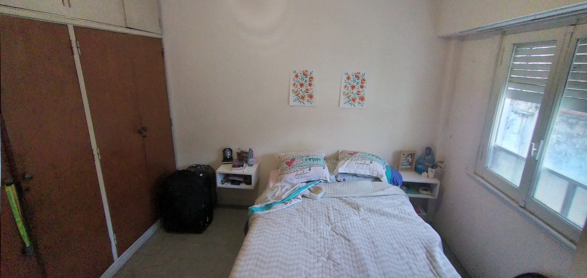 DEPARTAMENTO 2 AMB. AL CONTRA FRENTE SEGUNDO PISO POR ESCALERA.