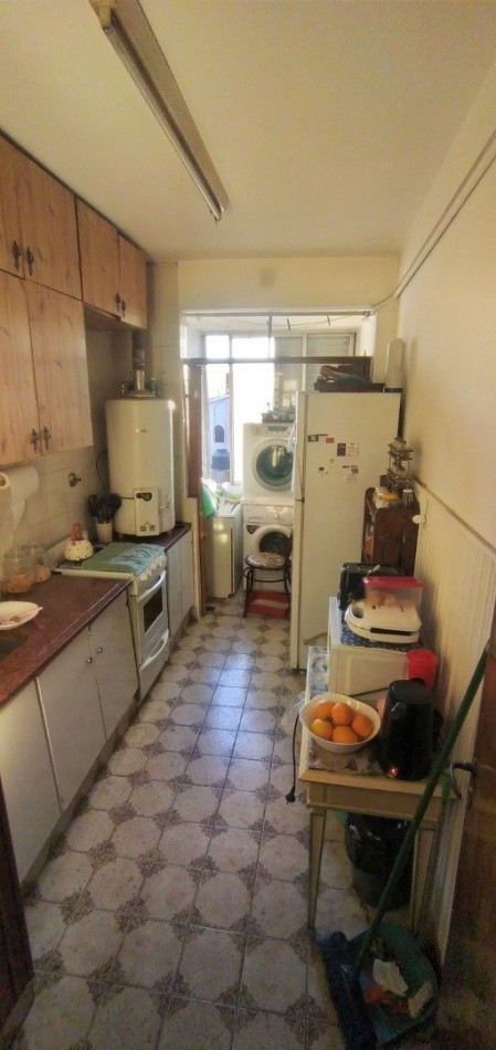 DEPARTAMENTO 3 AMB.EXTERNOS.ZONA RIVADAVIA Y SAN JUAN. CON O SIN RENTA.