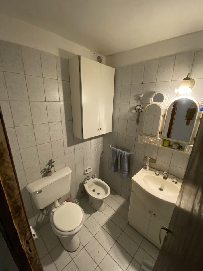 HERMOSO  4 AMB A LA CALLE CON JARDIN. AMPLIO  EXTERNO. USA 85.000 APTO CREDITO