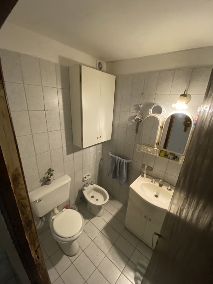HERMOSO  4 AMB A LA CALLE CON JARDIN. AMPLIO  EXTERNO. USA 85.000 APTO CREDITO