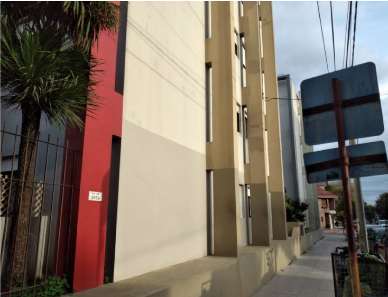 HERMOSO  4 AMB A LA CALLE CON JARDIN. AMPLIO  EXTERNO. USA 85.000 APTO CREDITO