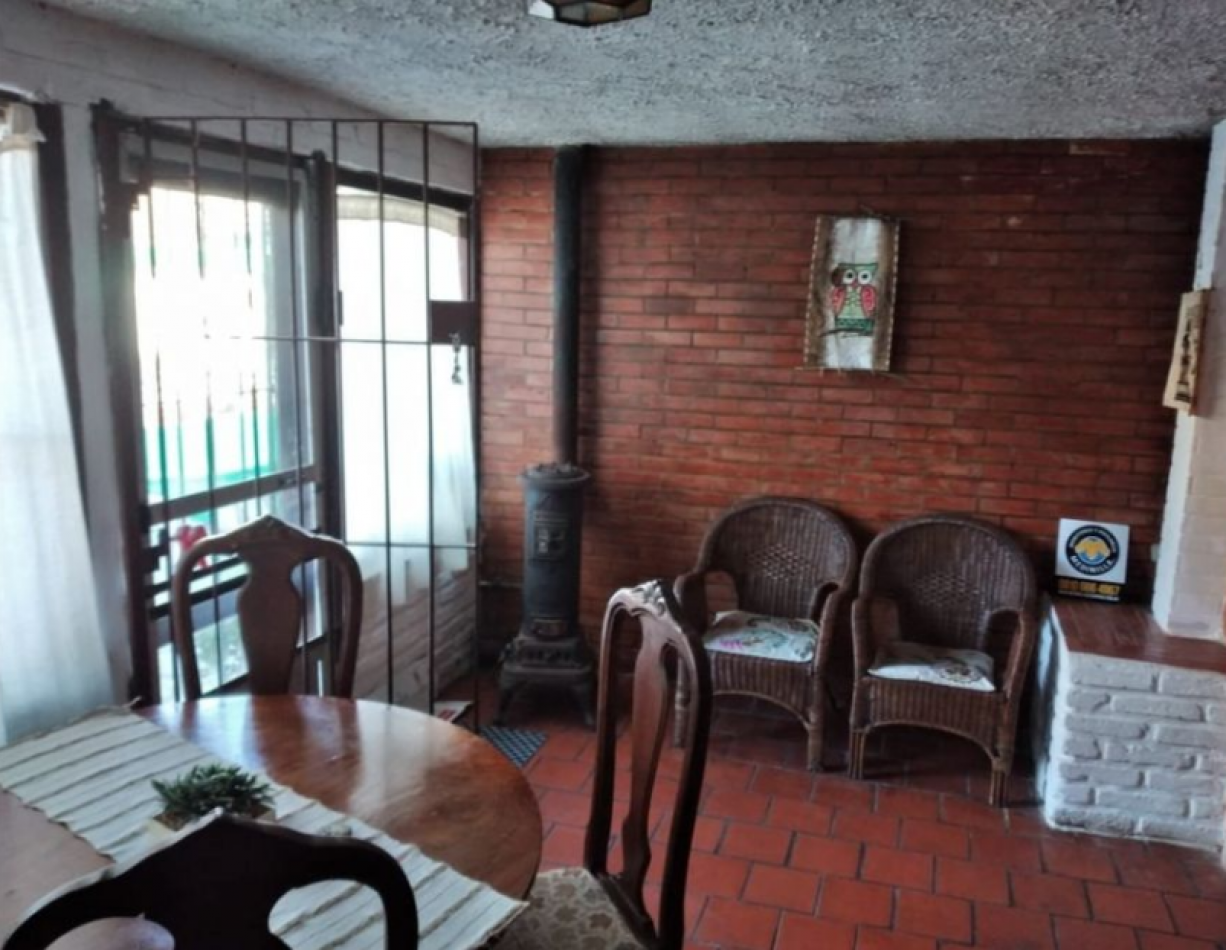 CHALET 6 DORM.3 BANOS.DEPCIA.PATIO CON PISCINA.GGE.Y TROTADORA PARA VARIOS.