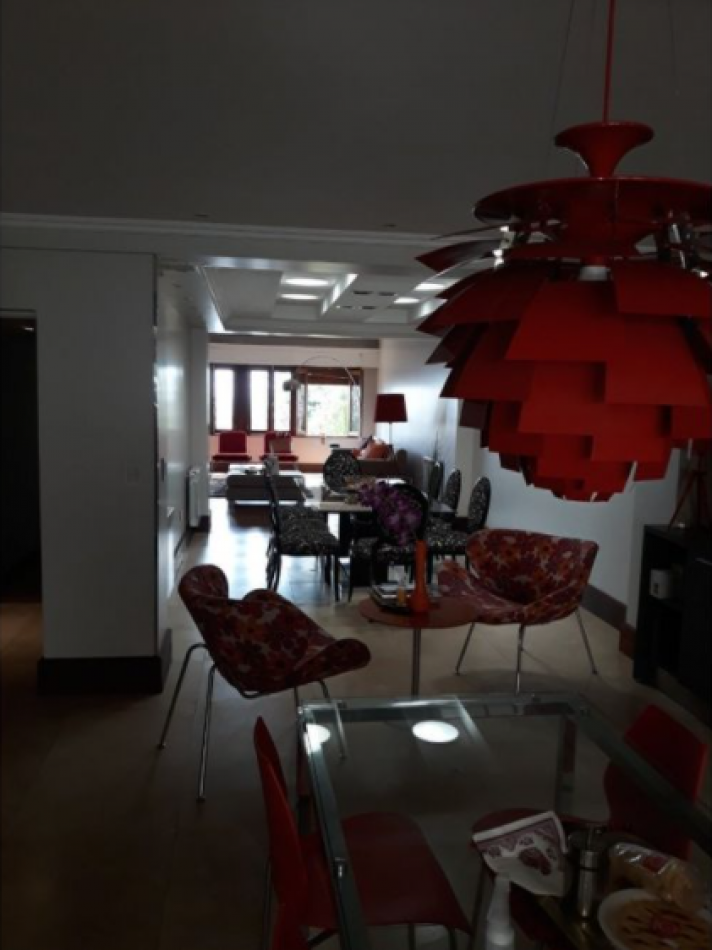 MAGNIFICO CHALET PARA EXIGENTES, FRENTE AL MAR. (LOTE EN PH)
