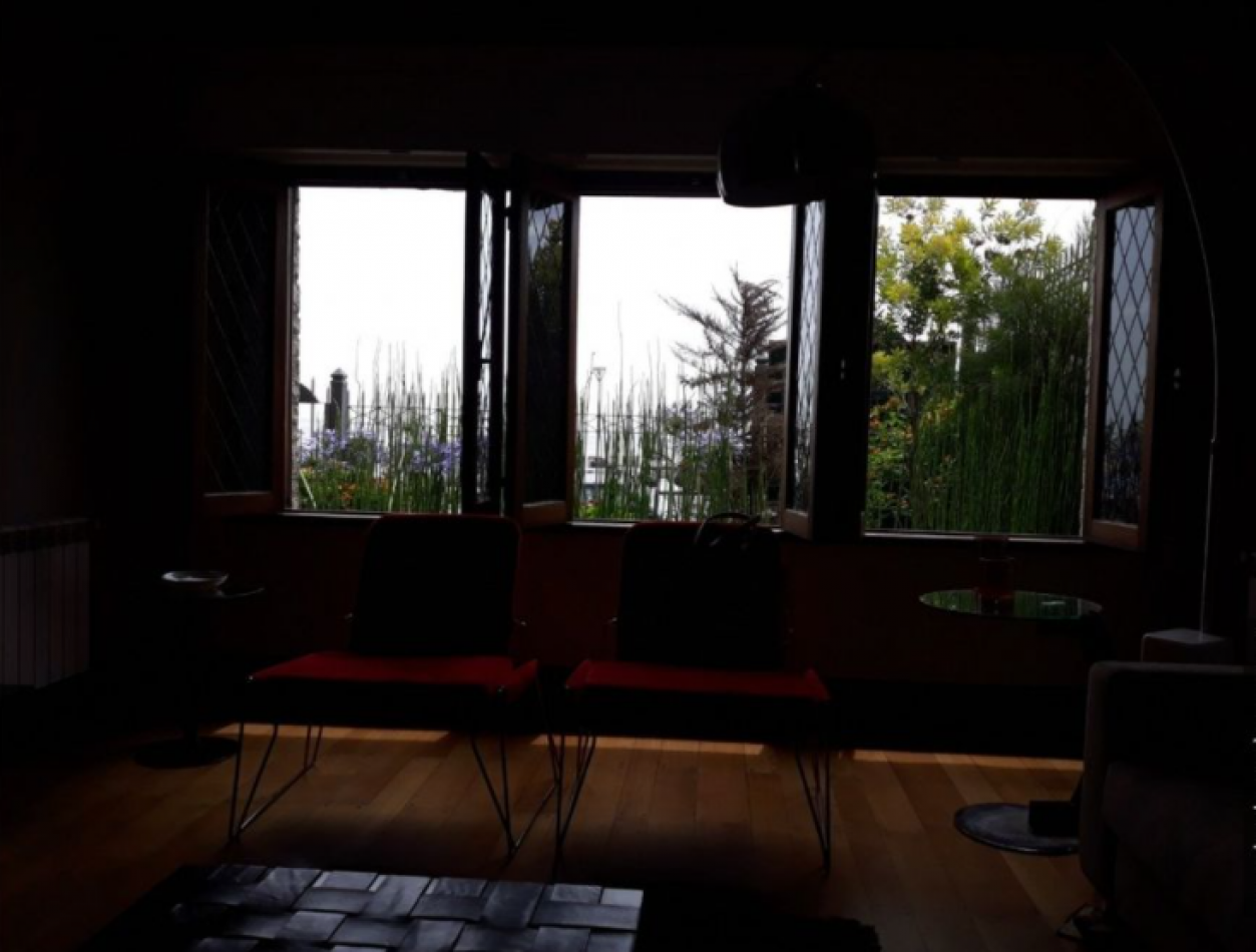 MAGNIFICO CHALET PARA EXIGENTES, FRENTE AL MAR. (LOTE EN PH)