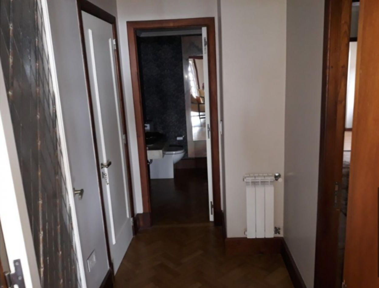 MAGNIFICO CHALET PARA EXIGENTES, FRENTE AL MAR. (LOTE EN PH)