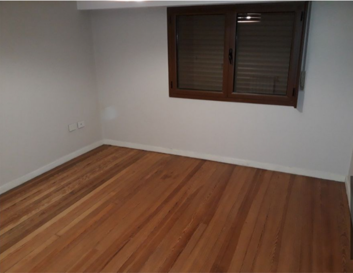 MAGNIFICO CHALET PARA EXIGENTES, FRENTE AL MAR. (LOTE EN PH)