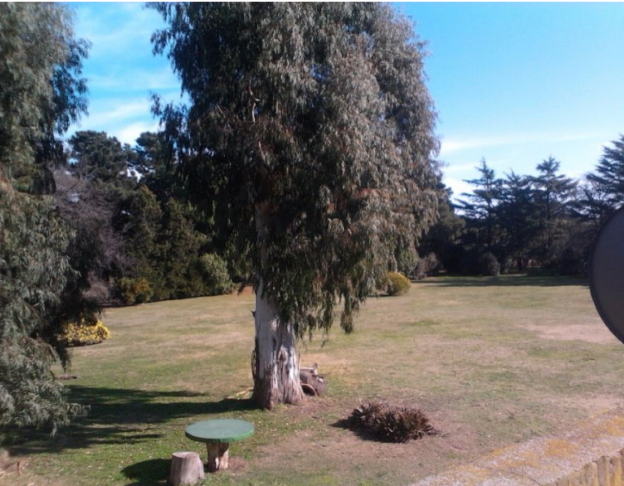 GRANDIOSA CASA QUINTA PROXIMA A CAMPING MUNICIPALES.