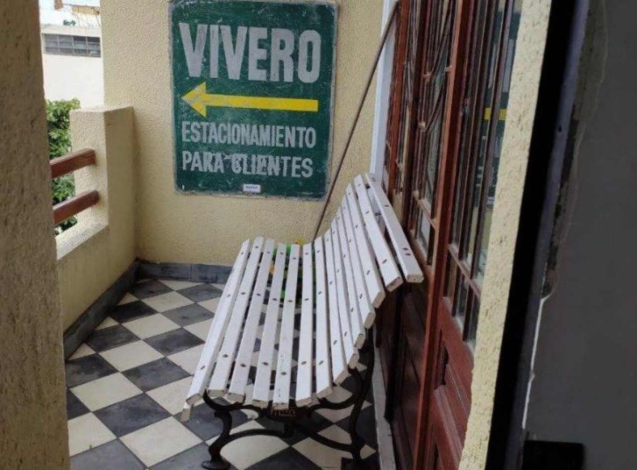 EXCELENTE 4 AMB.A NUEVO POR SU PROPIETARIO.DARSENA DE ESTACIONAMIENTO.