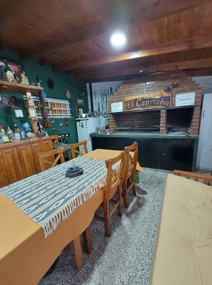 BELLA Y MODERNA CASA TIPO CABAÑA EN SANTA CLARA DEL MAR.