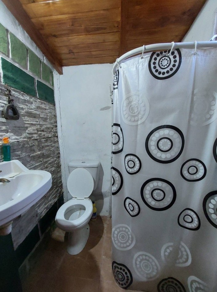 BELLA Y MODERNA CASA TIPO CABAÑA EN SANTA CLARA DEL MAR.