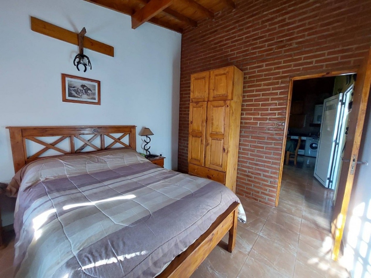 BELLA Y MODERNA CASA TIPO CABAÑA EN SANTA CLARA DEL MAR.