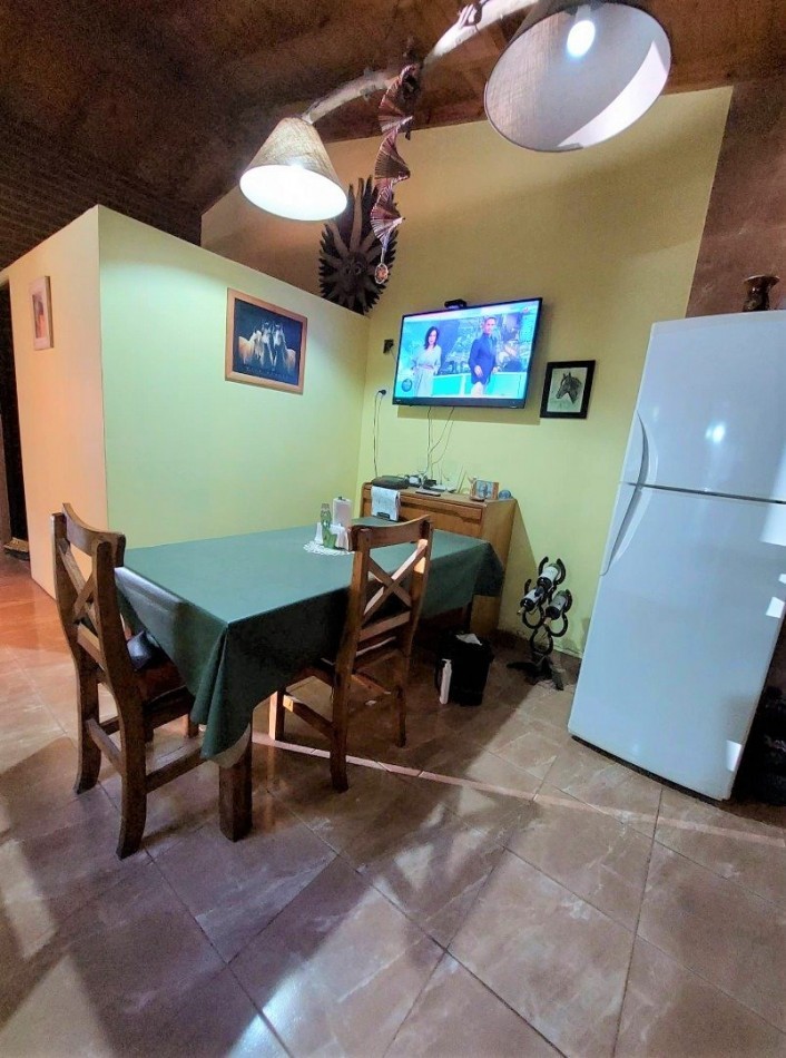 BELLA Y MODERNA CASA TIPO CABAÑA EN SANTA CLARA DEL MAR.