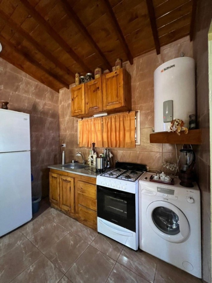 BELLA Y MODERNA CASA TIPO CABAÑA EN SANTA CLARA DEL MAR.