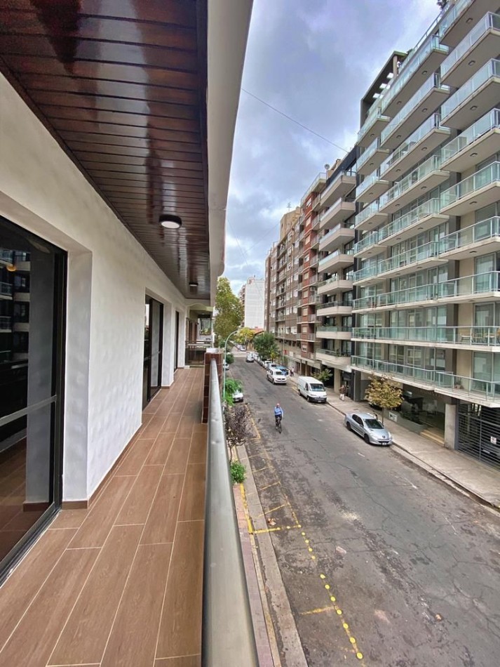 4 AMB.INTEGRAMENTE A NUEVO, ZONA PLAZA MITRE.