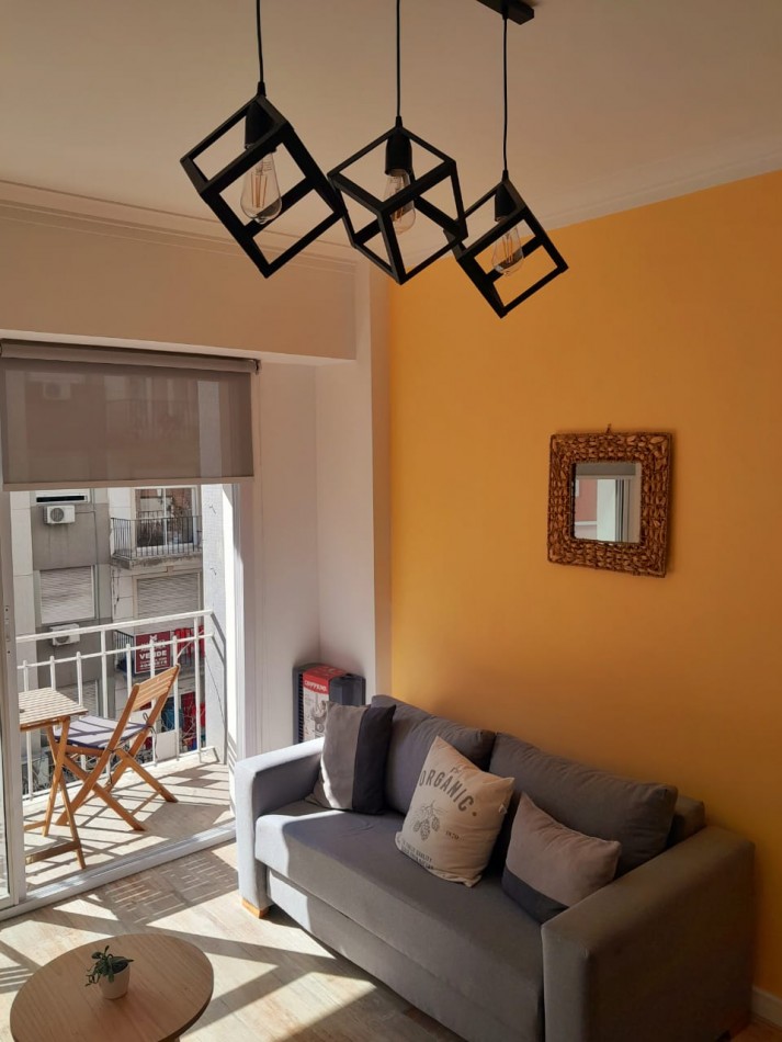 3 AMBIENTES CON BALCON EN VENTA. VENDIDO