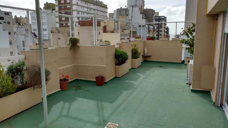SE VENDE DEPTO. TIPO PENTHOUSE DE 4 AMB.