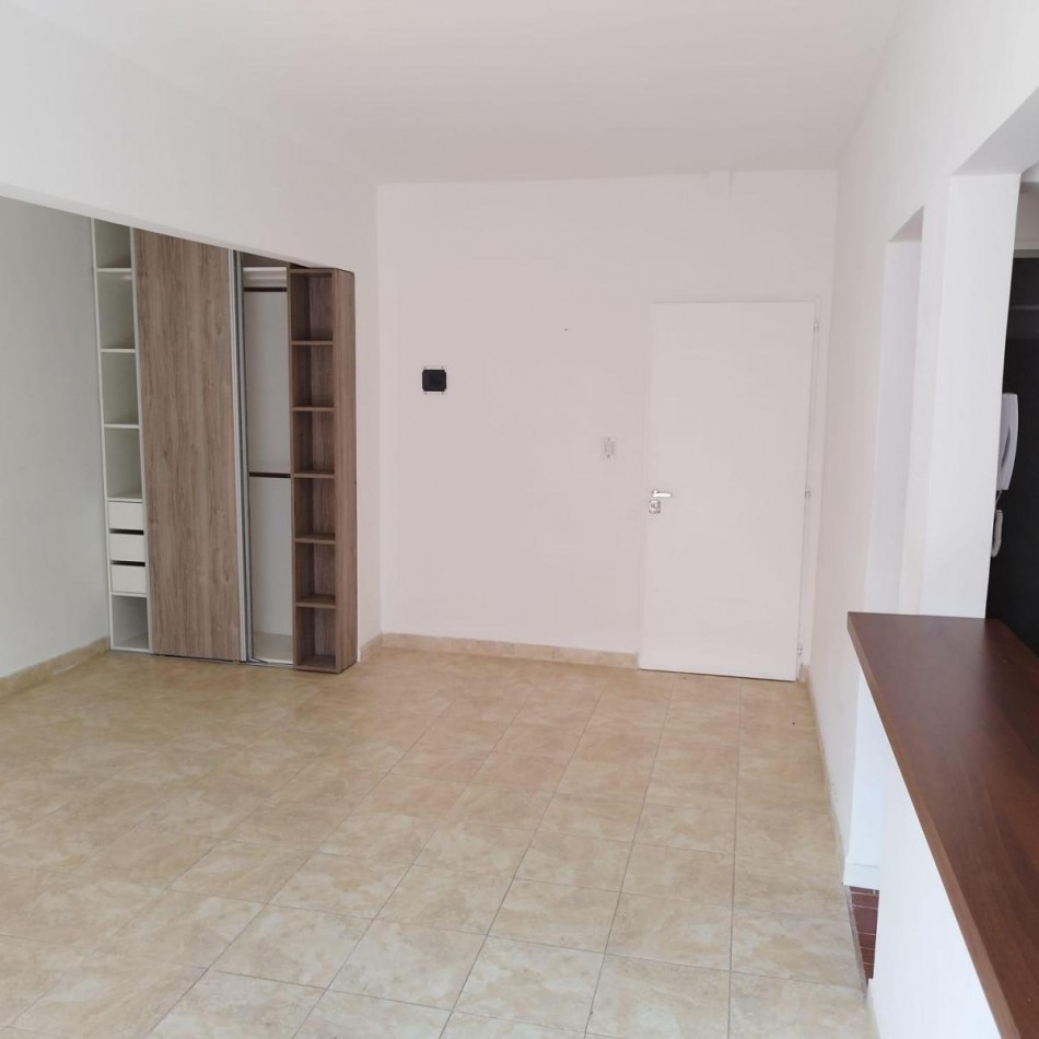 VENDE y FINANCIA 1 AMB. ¡ RECICLADO ZONA TERMINAL NUEVA