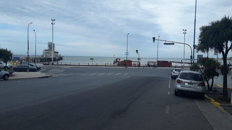 SE VENDE DEPTO. 1 AMBIENTE RECICLADO LURO AL 2300