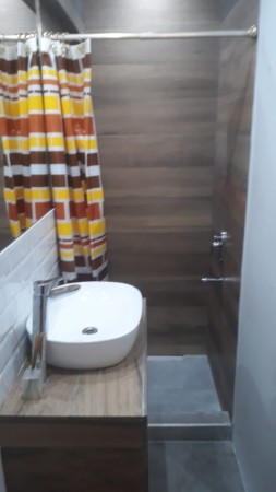 SE VENDE DEPTO. 1 AMBIENTE RECICLADO LURO AL 2300