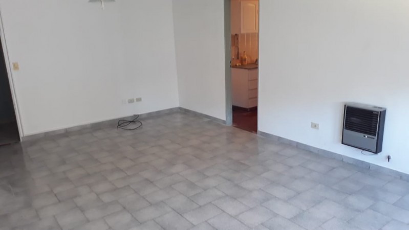 SE VENDE 3 AMB. 