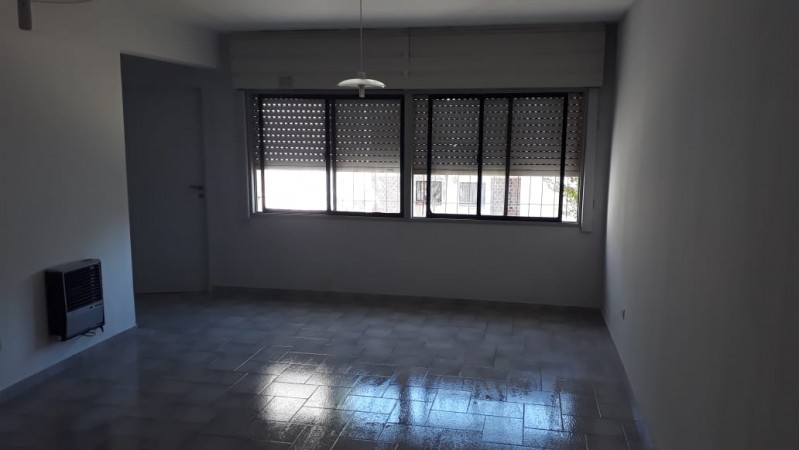 SE VENDE 3 AMB. 