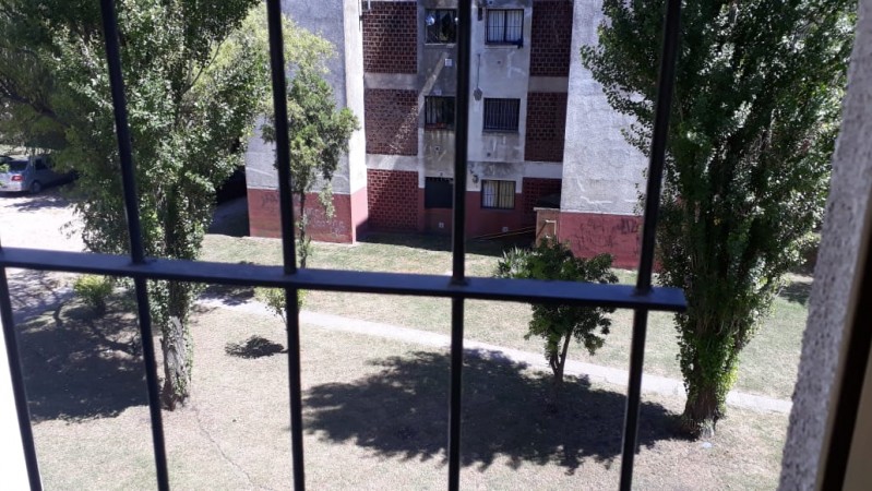 SE VENDE 3 AMB. 