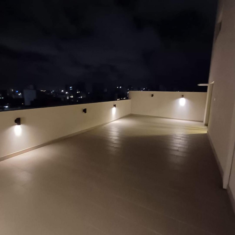 Se vende SEMIPISO 3 Amb. A estrenar!! La Rioja 2400