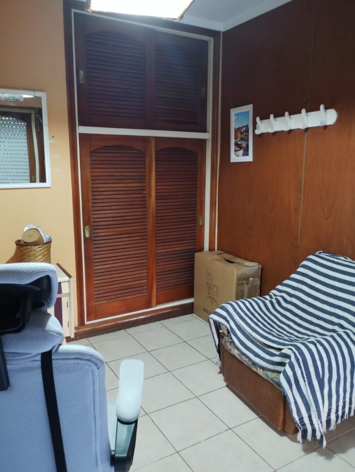 SE VENDE CHALET 4 AMB. CON QUINCHO P/30 PERSONAS