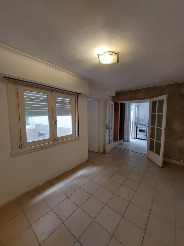 Vendo Depto. 3 amb en La Perla (INTERNO)