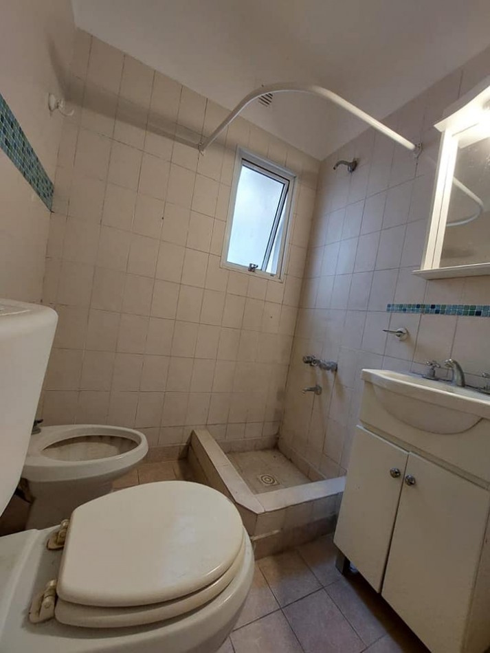 Vendo Depto. 3 amb en La Perla (INTERNO)
