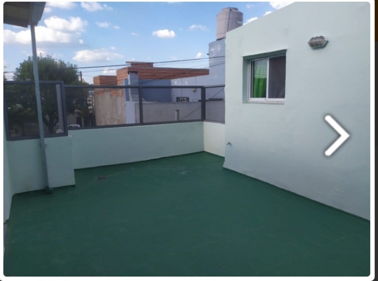 SE VENDE PH 4 AMBIENTES CON PATIO 120 MTS PA