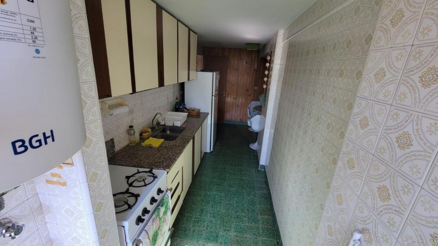VENTA DEPARTAMENTO 4 AMBIENTES EN LA PERLA